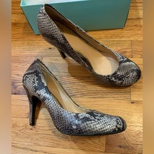 Jessica Simpson Collection Snakeskin Print Heels